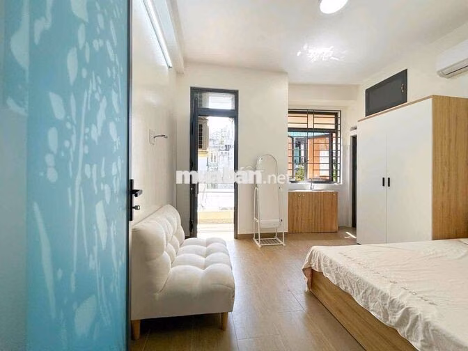 Studio Ban Công Rộng_Phan Xích Long_Gần Chợ Tân Định_Cầu Bông_Quận 1