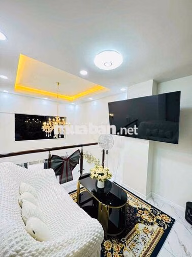 Nhỉnh 8 Tỷ - 42M² - 4 TẨNG BTCT - 4PN - HXH PHAN ĐÌNH PHÙNG – PHÚ NHUẬ