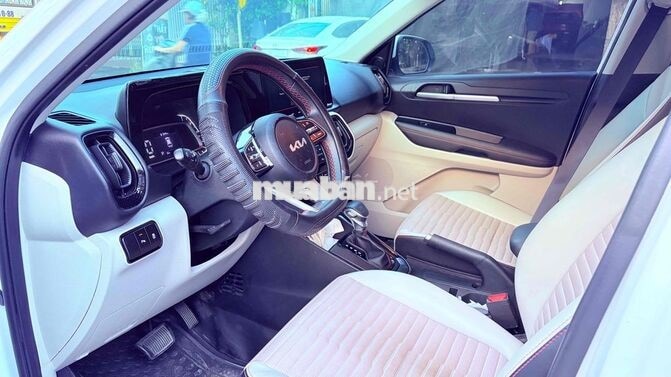 Kia Sonet 2022 Trắng 4 vạn