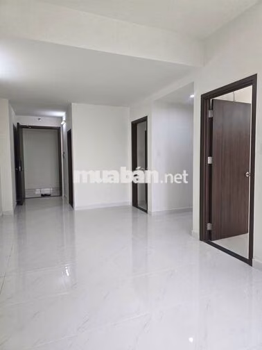 Bán căn hộ Green River Dt65m2/2PN giá 2tỷ760 nhà mới thoáng mát quận 8