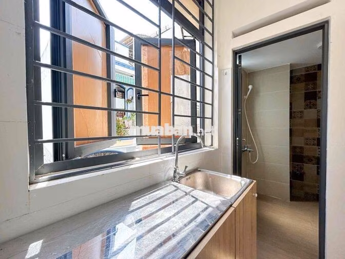 Studio Ban Công Rộng_Phan Xích Long_Gần Chợ Tân Định_Cầu Bông_Quận 1
