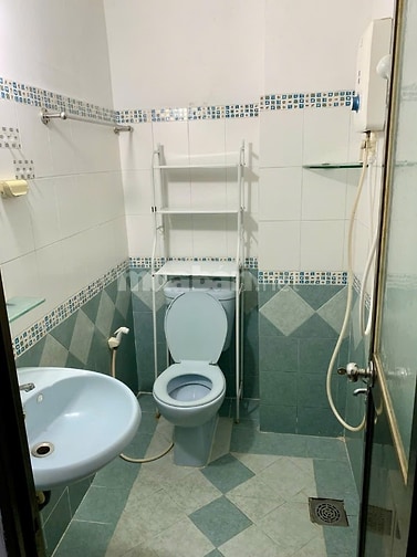 Cho thuê nhà Nguyên Căn – Huỳnh Văn Bánh - 4pn - 3wc. Nhà mới đẹp