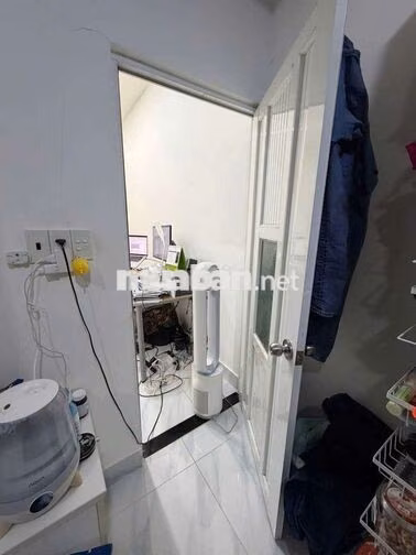 Cho Thuê Nhà Lê Bình, P.4 ,Tân Bình 2 Tầng, 2pn 2wc 9.5tr/tháng
