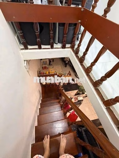 Cho Thuê Nhà Lê Bình, P.4 ,Tân Bình 2 Tầng, 2pn 2wc 9.5tr/tháng