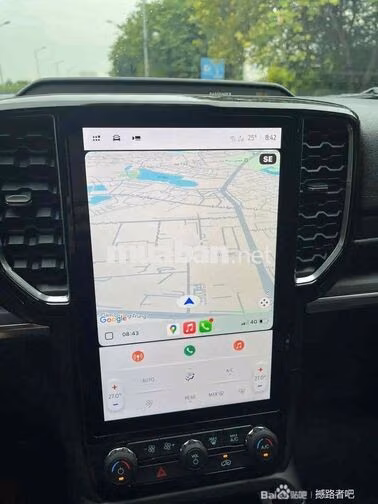 Ford Everest 4x4 2025 Trắng 9.000 km