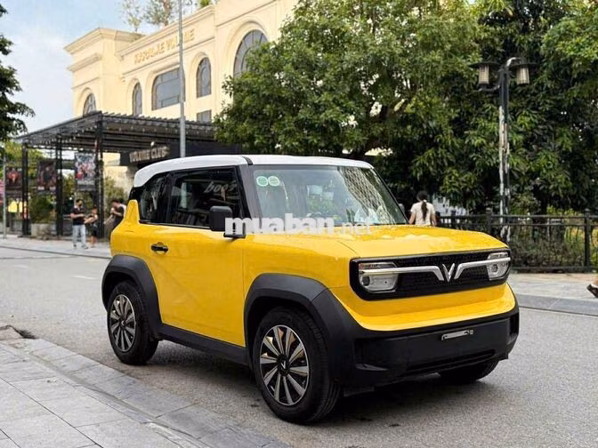 VinFast VF 3 Vàng 4 chỗ