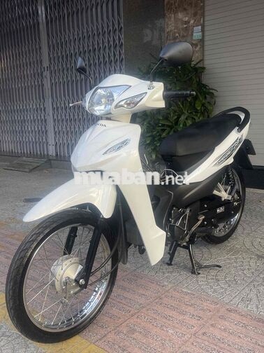 Honda Wave 2024 trắng zin êm
