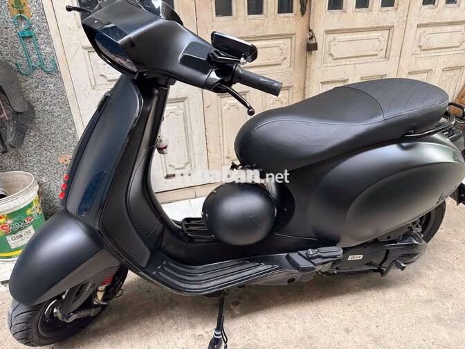 Piaggio Vespa Sprint Đen 2022