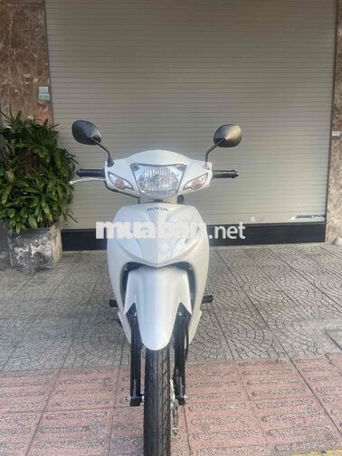 Honda Wave 2024 trắng zin êm