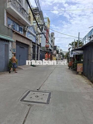 NGANG 4,5M- HXT TRÁNH -2 TẦNG - GẦN LÊ TRỌNG TẤN BÌNH TÂN - NGỘP 4.xT