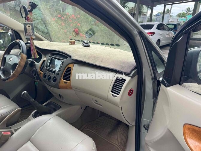 Toyota Innova G 2008 Bạc 8 chỗ