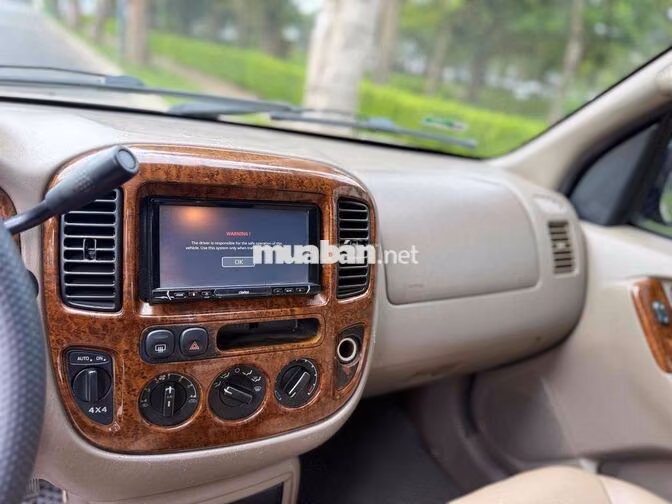 Ford Escape 2003 Vàng cát
