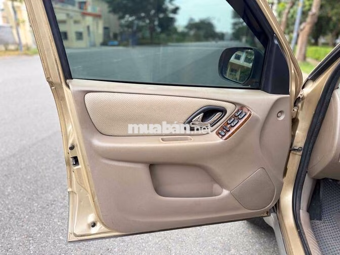 Ford Escape 2003 Vàng cát