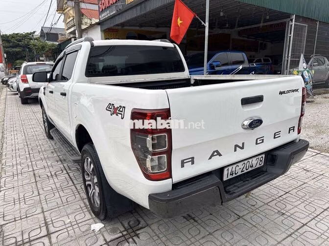 Ford Ranger Wildtrak 3.2 Tự động Dầu 2016 Trắng