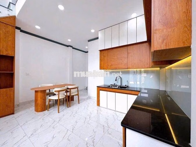 Kẹt tiền nên bán nhà gác lửng gần chợ Thạnh Phú. Giá 1ty450 sang tên