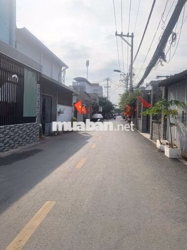 Kho 220m có điện 3 pha, văn phòng. Xe tải Đường số 25 ra Phạm Văn Đồng