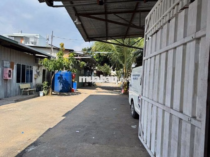 Kho 220m có điện 3 pha, văn phòng. Xe tải Đường số 25 ra Phạm Văn Đồng