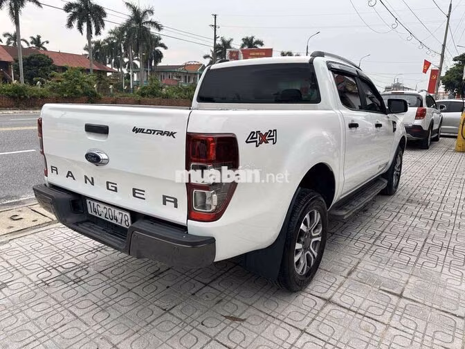Ford Ranger Wildtrak 3.2 Tự động Dầu 2016 Trắng