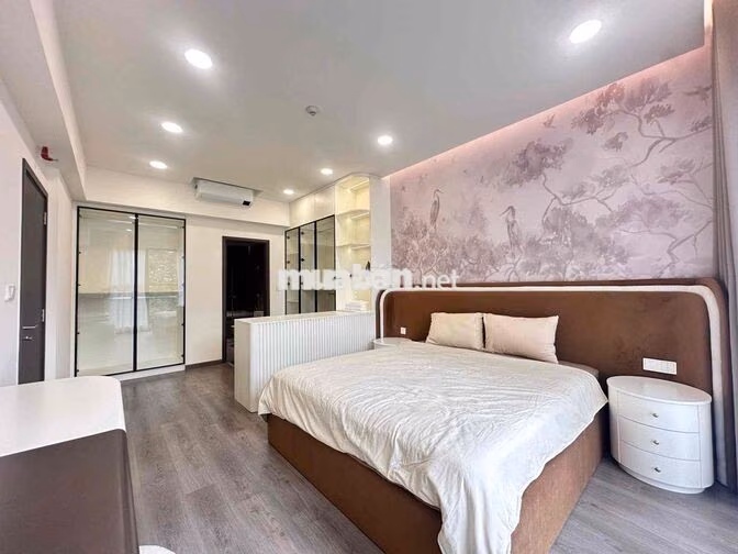 Cho thuê căn hộ Diamond Centery 121m2-3pn -đầy đủ nội thất