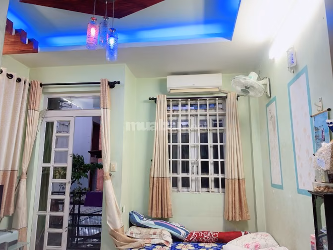 Bán nhà góc 2MT - Nguyễn Duy Dương. 4 tầng mới đẹp. 3,8m x 7,5m. 30m
