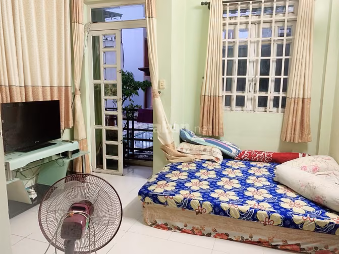 Bán nhà góc 2MT - Nguyễn Duy Dương. 4 tầng mới đẹp. 3,8m x 7,5m. 30m
