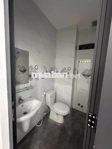 🔥 15 TRIỆU- 1LẦU- 6PN – NHÀ MỚI XÂY MẶT TIỀN ĐƯỜNG SỐ 5, BHH 🔥