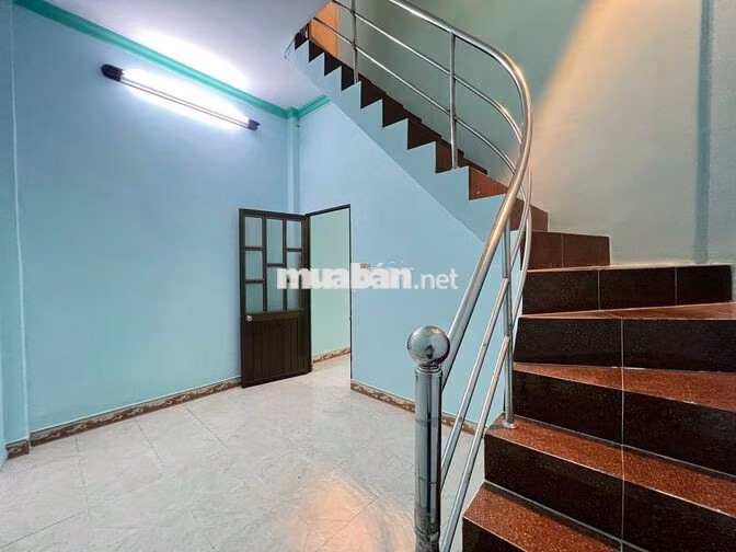 Bán nhà hẻm sát đường Phan Văn Hớn TTN Q12