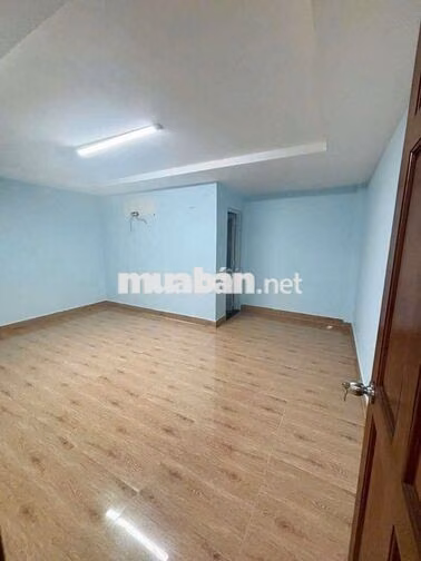CHO THUÊ NHÀ GẦN CHỢ BÌNH LONG, 12 TRIỆU, 3 TẦNG, 3PN, NGAG 5M DÀI 16M