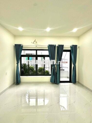 Bán nhà lầu mới 100% tại Trung Tâm Trảng Dài, có nội thất, sổ thổ cư