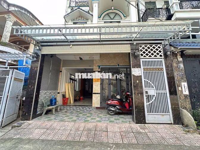 Cho thuê nhà thủ đức gần khu làng đại học và đại học FPT 30p đi xe
