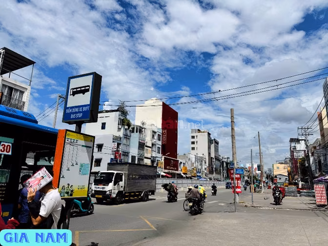 BÁN NHÀ MẶT TIỀN KINH DOANH : 938 CÁCH MẠNG THÁNG 8 - P. 5 - TÂN BÌNH