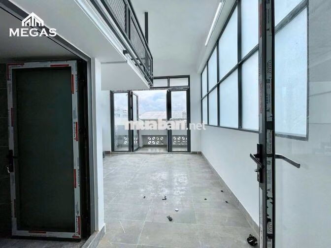 DUPLEX SIÊU THOÁNG BANCOL NGAY EMART