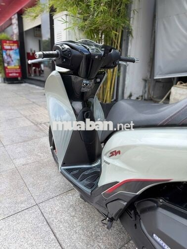 📢 HONDA SH 160i ABS 2025, 3000KM NHƯ MỚI