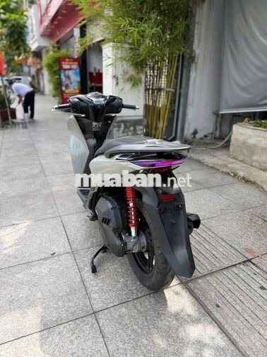📢 HONDA SH 160i ABS 2025, 3000KM NHƯ MỚI