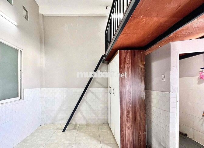 CHO THUÊ PHÒNG TRỌ GÁC CAO GIÁ RẺ CÓ THANG MÁY GẦN ĐH HUIT VÀ AEON MAL
