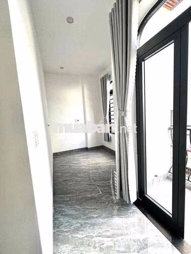 272 ✨ 🏡 CHO THUÊ NHÀ 2 TẦNG KIỆT Ô TÔ CÙ CHÍNH LAN