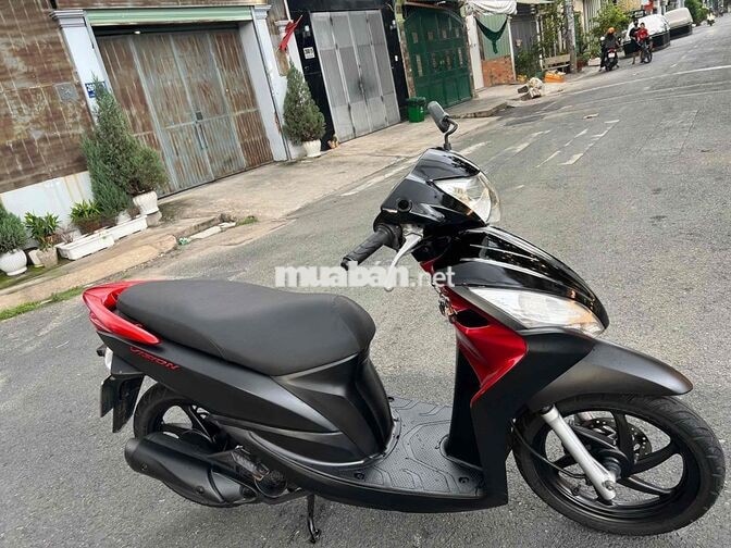 Honda Vision Fi Đen, Đỏ BIỂN Số TP
