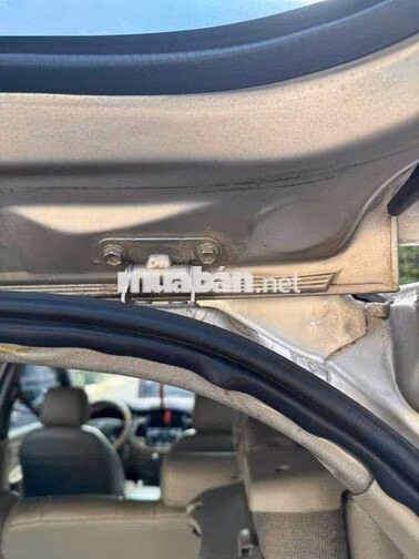 Toyota Innova G 2012 màu vàng cát