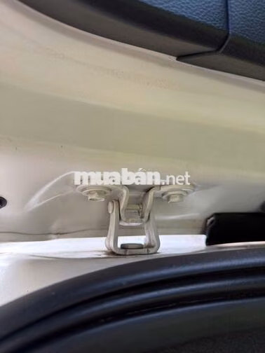 Ford Everest Titanium 2019 Trắng 7 chỗ Tự động Dầu