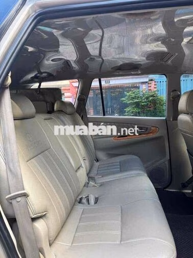 Toyota Innova G 2012 màu vàng cát