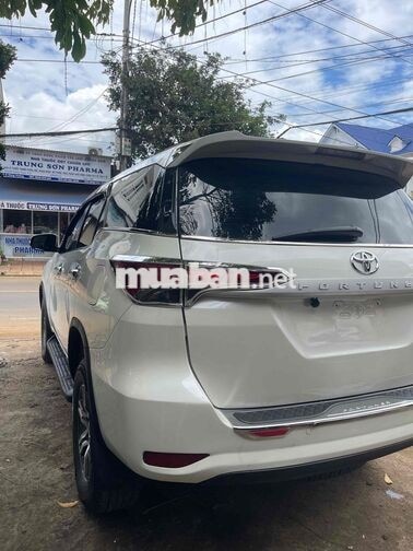 Toyota Fortuner 2018 Số sàn Trắng 80.000km