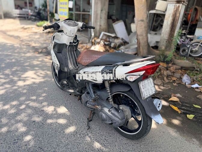 Yamaha Novo LX Trắng đen Xe tay ga