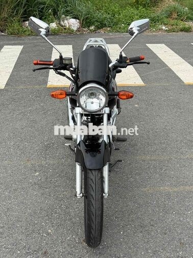 Suzuki EN 150 Đen Xe côn tay