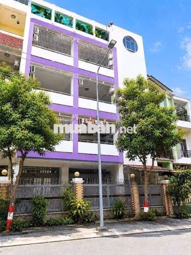 Nhà mặt phố 3tầng + sân thựơng  , 15phòng . Tân Phú