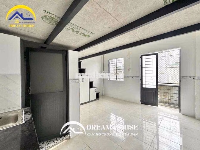 Đi Bộ Qua Văn Hiến 5p nằm ngay trung tâm Tân Phú