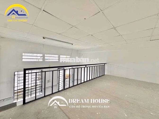 Đi Bộ Qua Văn Hiến 5p nằm ngay trung tâm Tân Phú