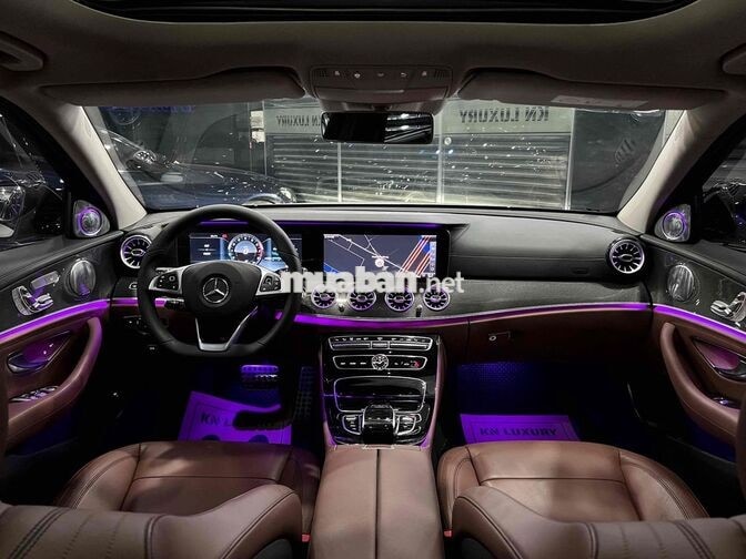 Mercedes-Benz E300 AMG Model 2018 Trắng/ Nâu