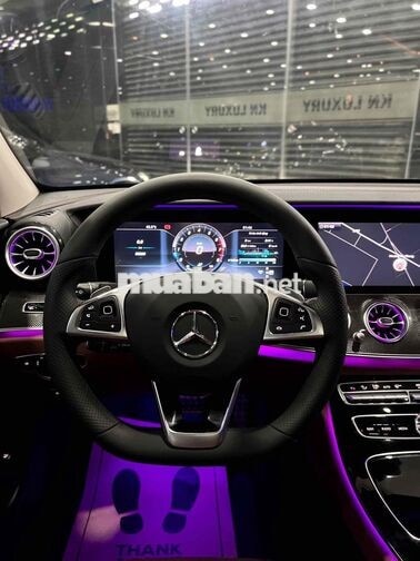 Mercedes-Benz E300 AMG Model 2018 Trắng/ Nâu