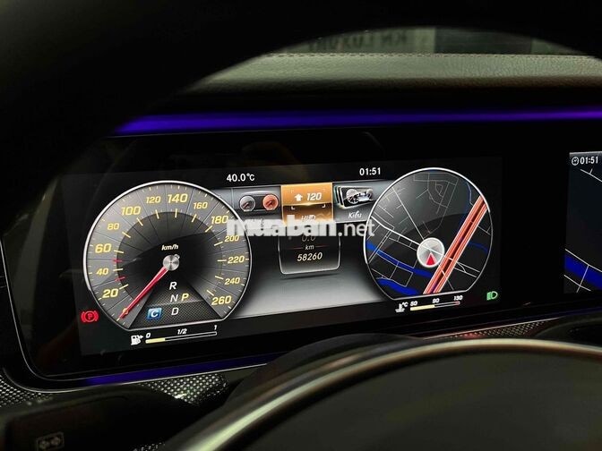 Mercedes-Benz E300 AMG Model 2018 Trắng/ Nâu