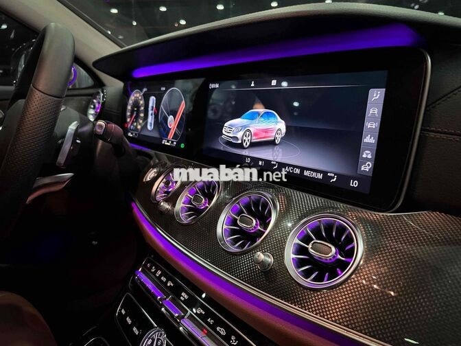 Mercedes-Benz E300 AMG Model 2018 Trắng/ Nâu
